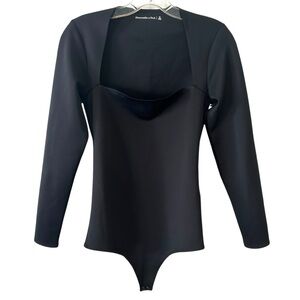 Abercrombie & Fitch‎ Women's Black Square Neck Bodysuit in Size M